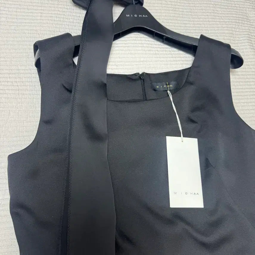 [BUNJANG] MICHAA Black Long Dress / 미샤 블랙 롱롱드레스 66, 우아하고 세련됨