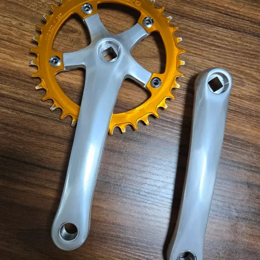 [BUNJANG] Stridsland 38T Chainring + Silver Crankset (ATB Recommended) / stridsland 38t체인링+ 실버크랭크( atb추천)