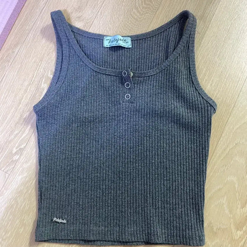 [BUNJANG] Pale Jade Ribbed Sleeveless Top / 페일제이드 옷 정리