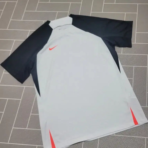 [BUNJANG] Nike Dri-FIT Strike Short-Sleeve Football Top XL / 나이키 드라이핏 스트라이크 숏슬리브 풋볼 탑 XL