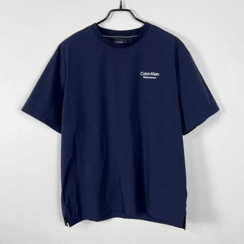 [BUNJANG] Calvin Klein Performance Navy Textured Round Neck Short Sleeve T-Shirt L / CK 캘빈클라인 바스락 라운드 반팔 티 티셔츠 남L 100 라덴 빈티지