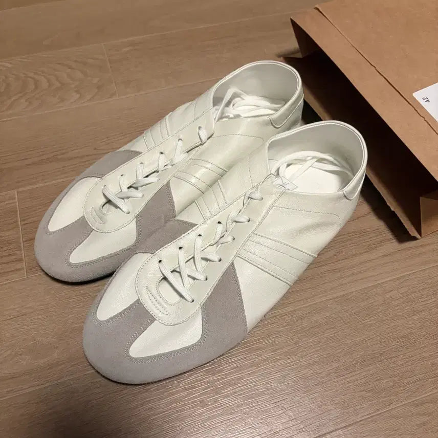 [BUNJANG] Fillity German Army Trainers White Size 42 / 필로티 독일군 화이트 42 새제품