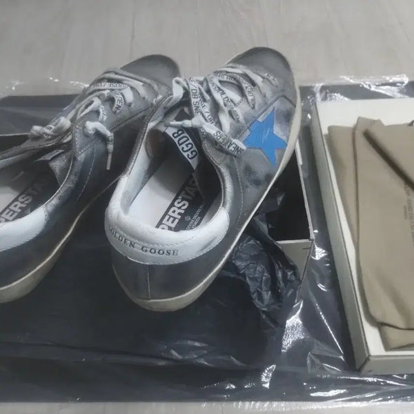 [BUNJANG] Golden Goose Superstar Sneakers Grey Blue Star / 골든구스 스니커즈 슈퍼스타 그레이 블루 스타