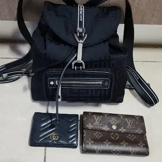 [BUNJANG] Givenchy Small Backpack / 지방시 스몰 여성백팩