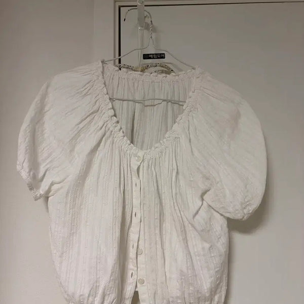 [BUNJANG] Cropped Puff Blouse / 크롭 퍼프 블라우스