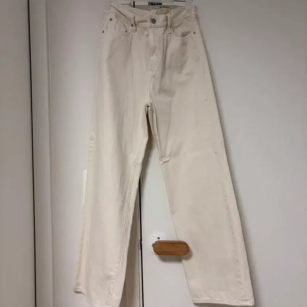 [BUNJANG] Uniqlo Women's Wide Straight Jeans / 유니클로 여성 와이드스트레이트진