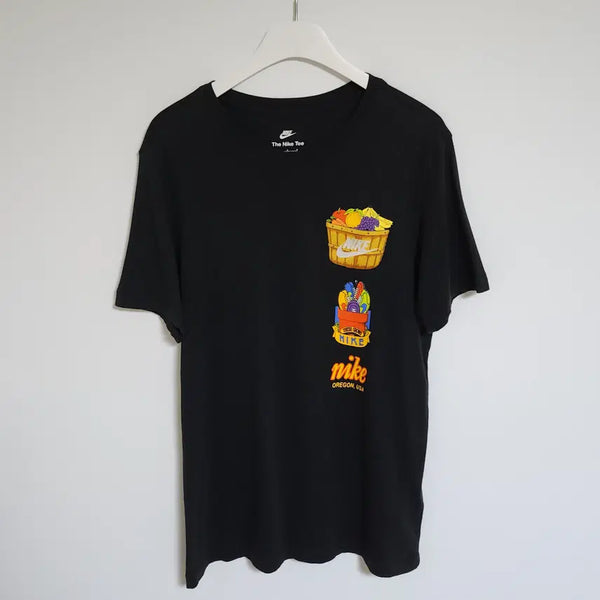 [BUNJANG] Nike Fruit Pocket T-Shirt DQ1050-010 Black / 나이키 반팔티 과일 포켓 반팔 티셔츠 DQ1050-010 블랙 [L]