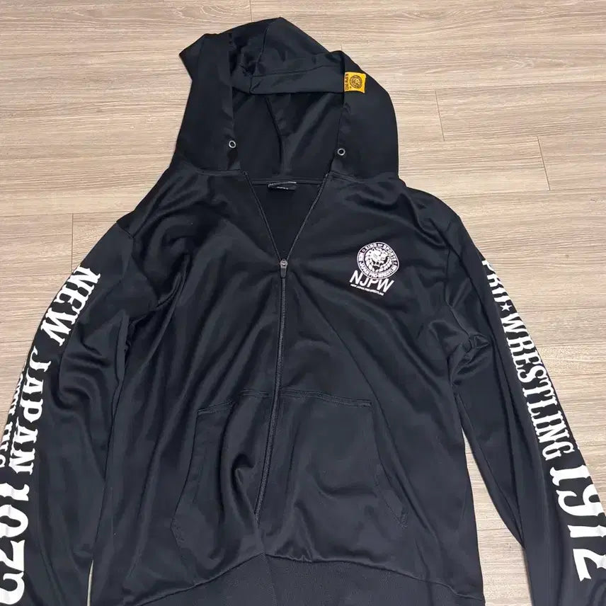 [BUNJANG] NJPW 1972 Hooded Zip-Up XL / NJPW 1972 후드집업 XL