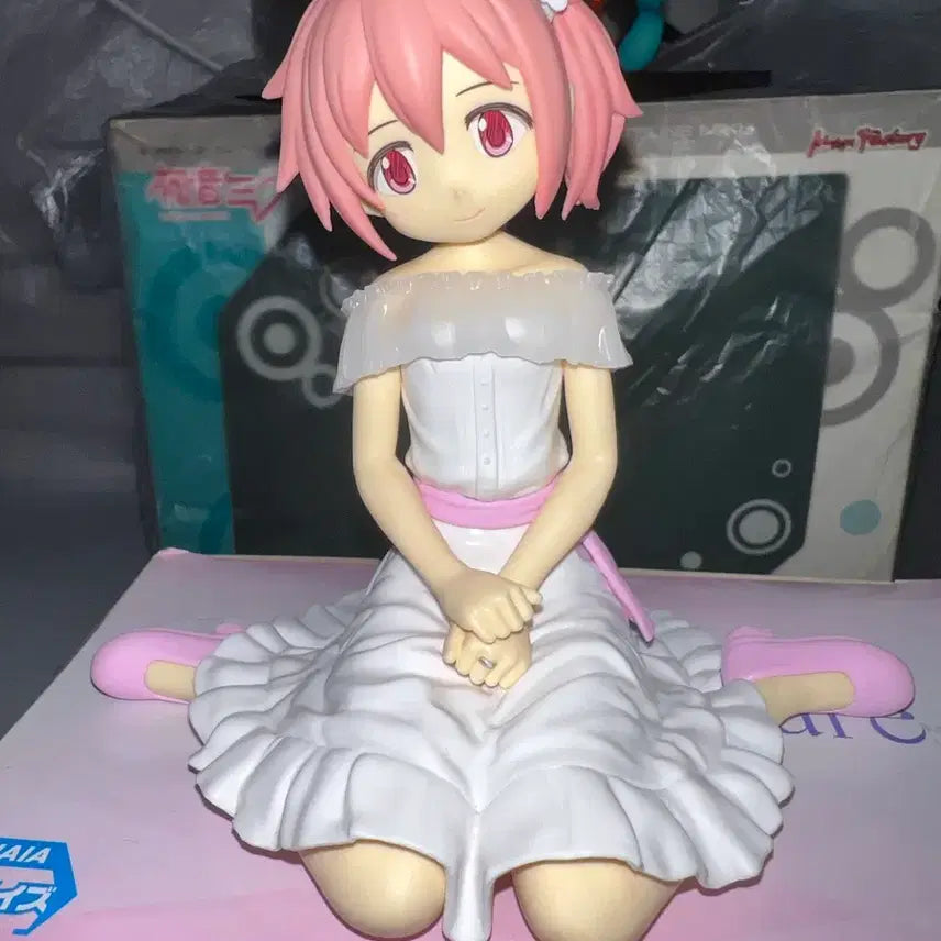 [BUNJANG] Banpresto Puella Magi Madoka Magica Kaname Madoka Figure / 반프 영화 마법소녀 마도카 마기카 카나메 마도카 피규어