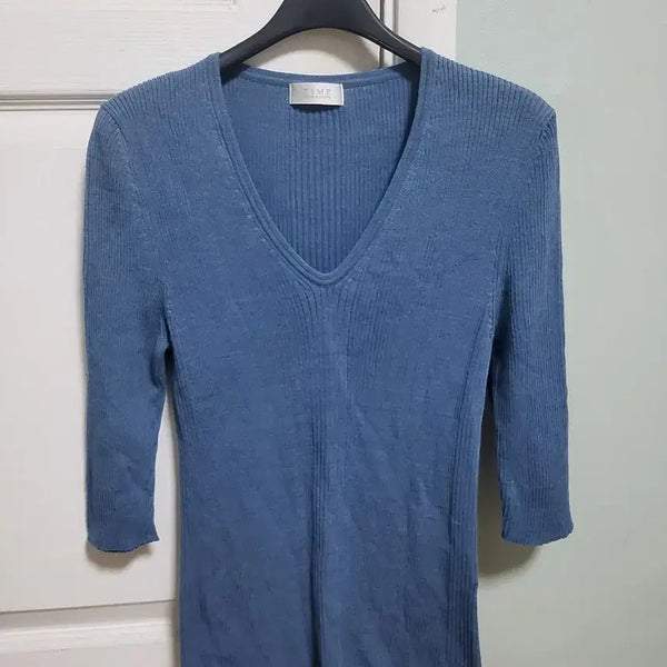 [BUNJANG] Time Ribbed V-Neck Knit Blue / 타임 골지 V넥 니트 팔아요