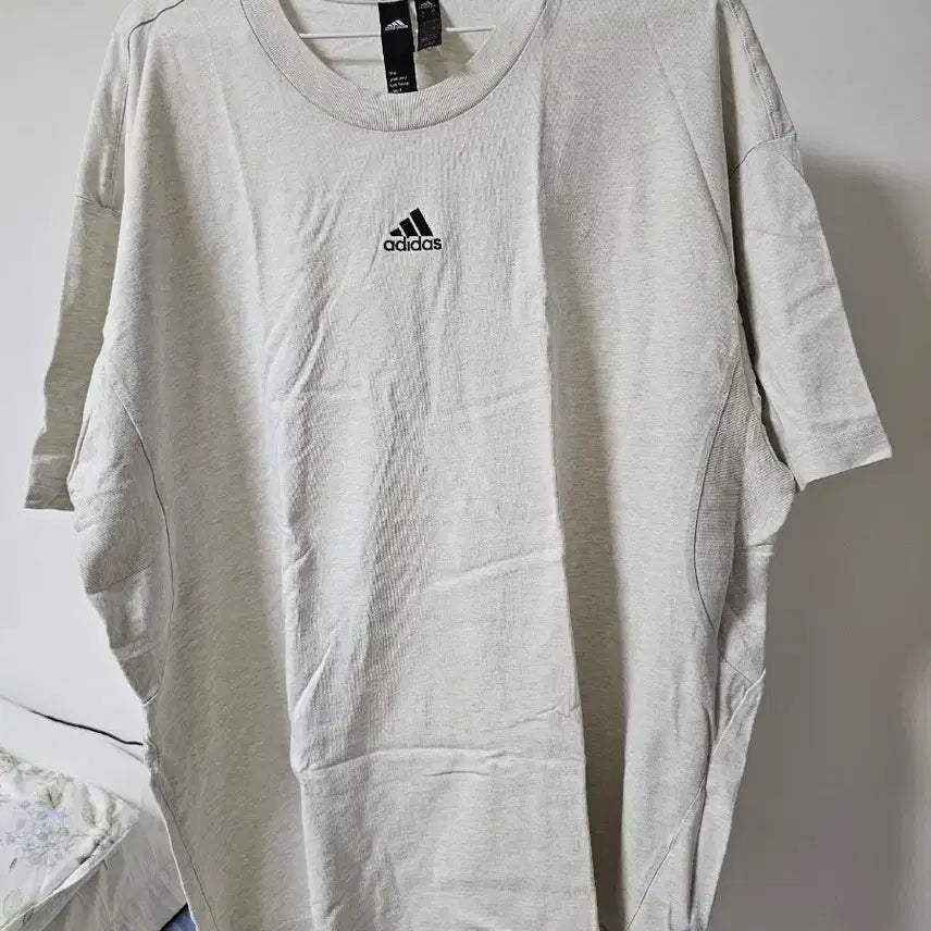 [BUNJANG] Adidas Short Sleeve T-Shirt Light Beige / 아디다스 반팔 티셔츠 라이트 베이지