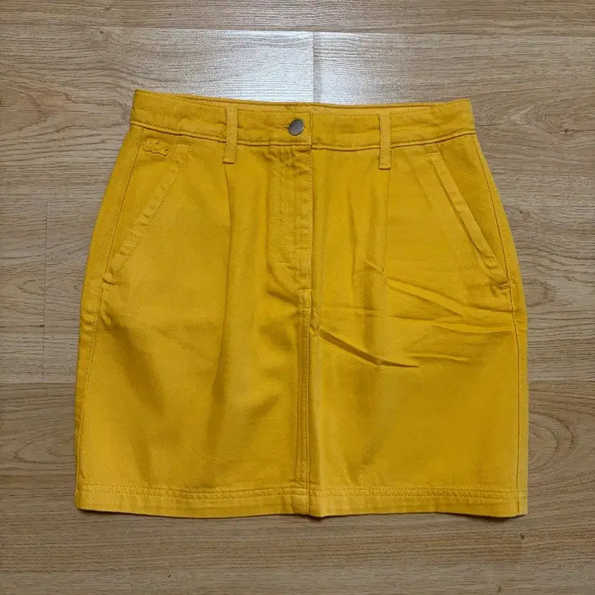 [BUNJANG] Lacoste Women's Skirt Size 36 (66) New / 라코스테 매장정품 스커트 36 (66) 새제품