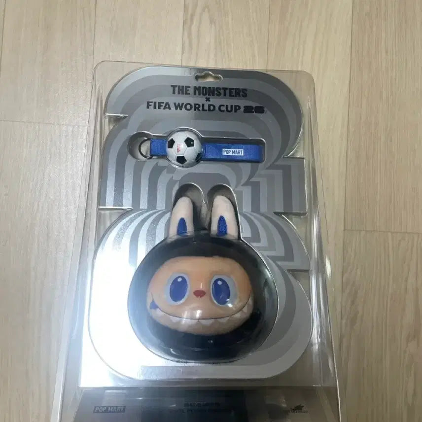 [BUNJANG] Labubu The Monsters x FIFA Series Plush Keychain / 라부부 더몬스터즈 THE MONSTERS x FIFA 시리즈 인형 키링