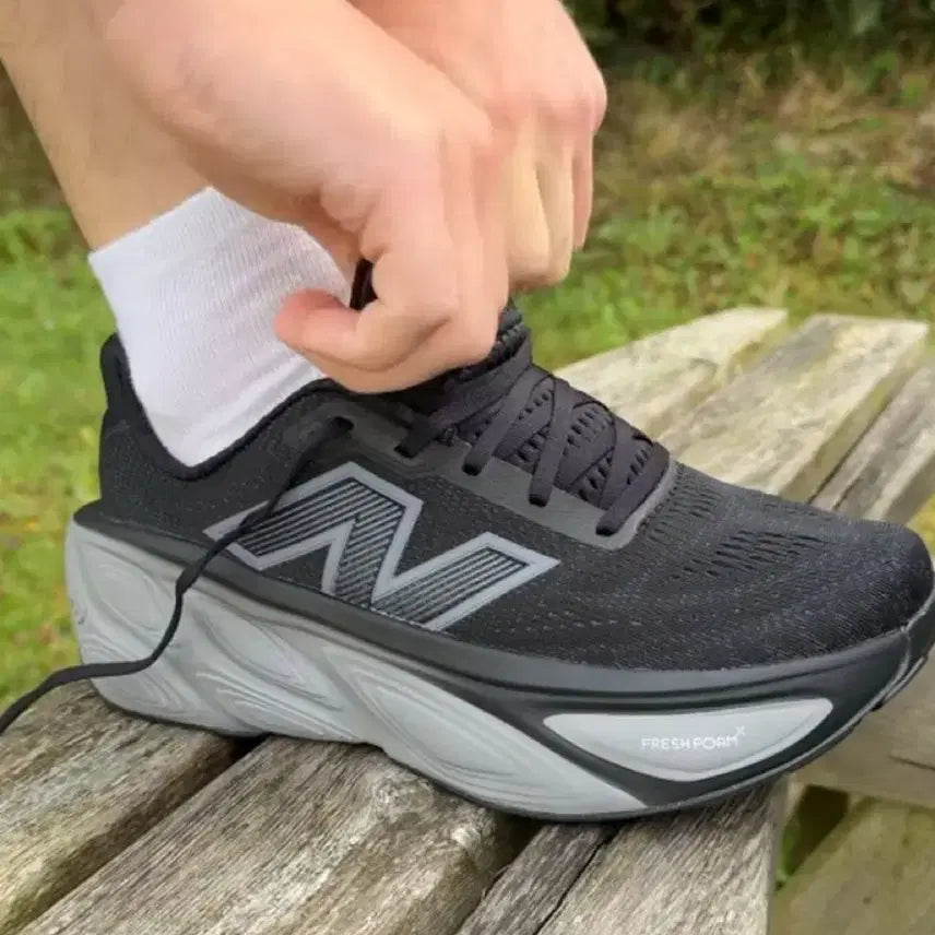 [BUNJANG] New Balance Fresh Foam More v5 Running Shoes (275mm) / 뉴발란스 프레쉬폼 모어v5 275