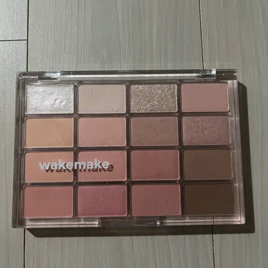 [BUNJANG] WakeMake Eyeshadow Palette 08 Candy Coral Blurring / 웨이크메이크 아이섀도우 팔레트 08 캔디 코랄 블러링