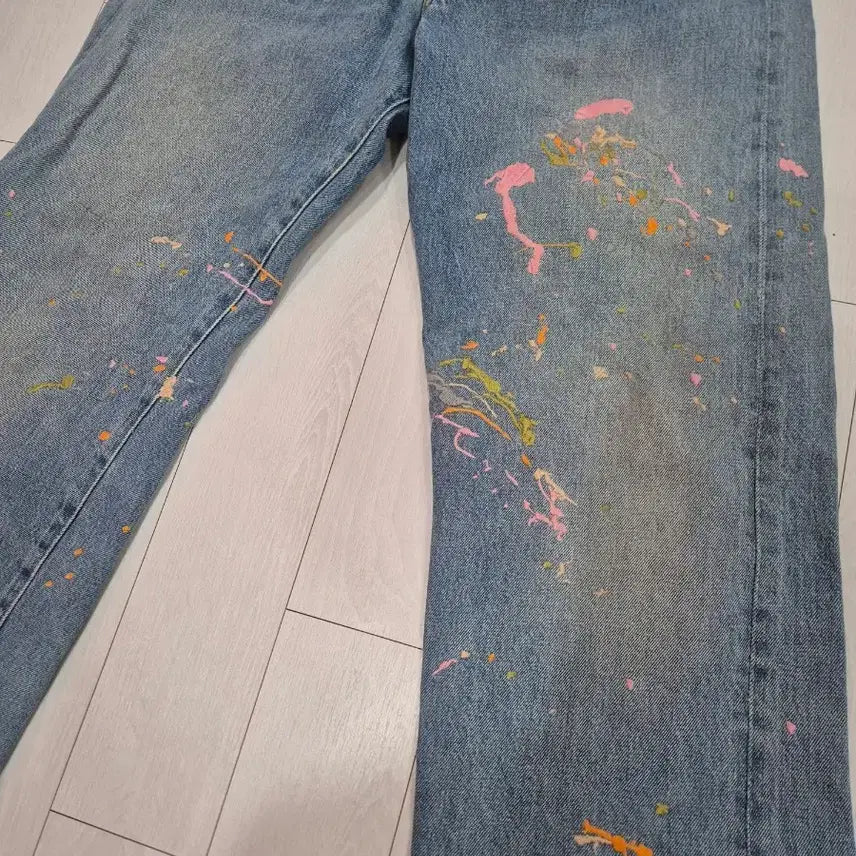 [BUNJANG] Levi's LVC Painted Embroidery Jeans / 리바이스 LVC 페인팅 자수 진