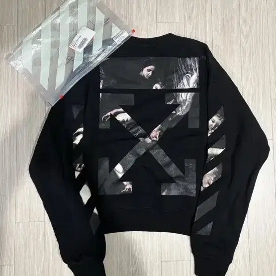 [BUNJANG] Off-White Caravaggio Sweatshirt / 오프화이트 카라바조 맨투맨