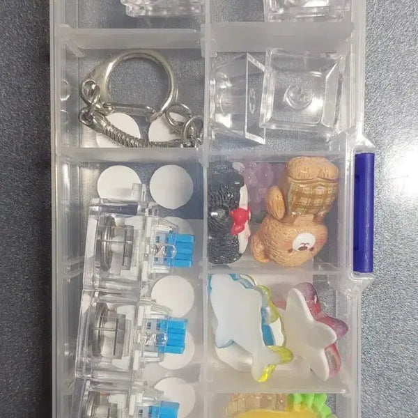 [BUNJANG] Character LED Clicky Keycap Keychain DIY Set / 캐릭터 LED 딸깍이 키캡 키링 DIY 세트