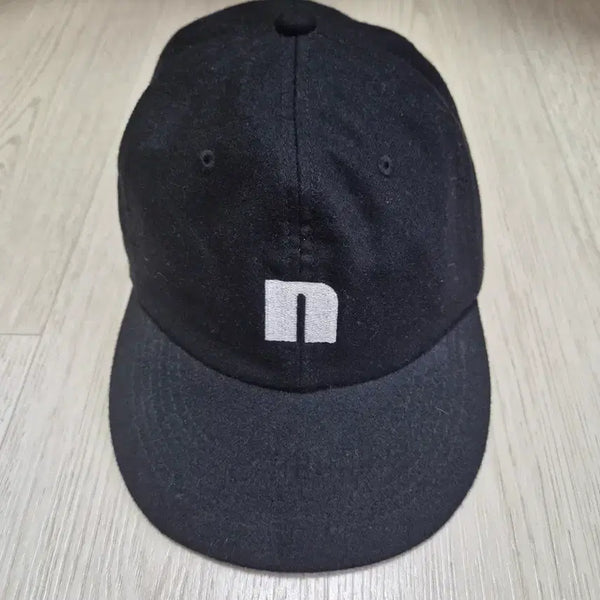[BUNJANG] NA DEARS N Logo Black Wool Cap / 네이더스 n 로고 블랙 울 캡 모자