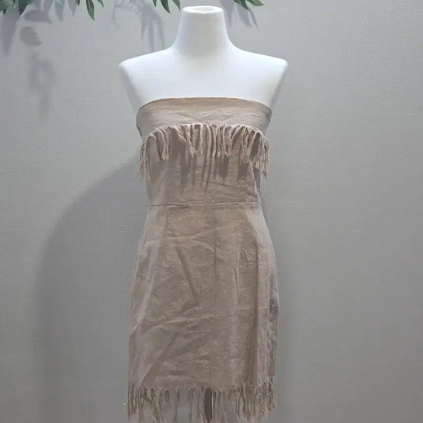 [BUNJANG] Unique Beige Tube Top Dress / 유니크한 탑 원피스