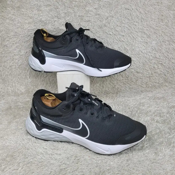 [BUNJANG] Nike Renew Run 3 Sneakers / 구제짱짱맨 285 나이키 리뉴 런3 스니커즈