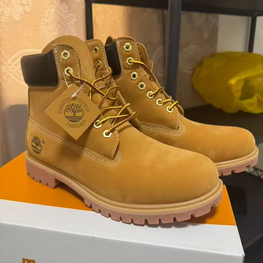 [BUNJANG] Timberland Premium 6-Inch Waterproof Boots Wheat Nubuck Wide 260mm / 팀버랜드 프리미엄 6인치 워터프루프 부츠 위트 누벅 - 와이드 260mm
