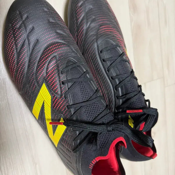 [BUNJANG] New Balance Tekela v5 Elite MG Football Boots / [300] 뉴발란스 테켈라 v5 엘리트 mg 발볼 D
