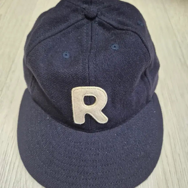 [BUNJANG] R Logo Navy Wool Ball Cap / R 로고 네이비 울 볼캡