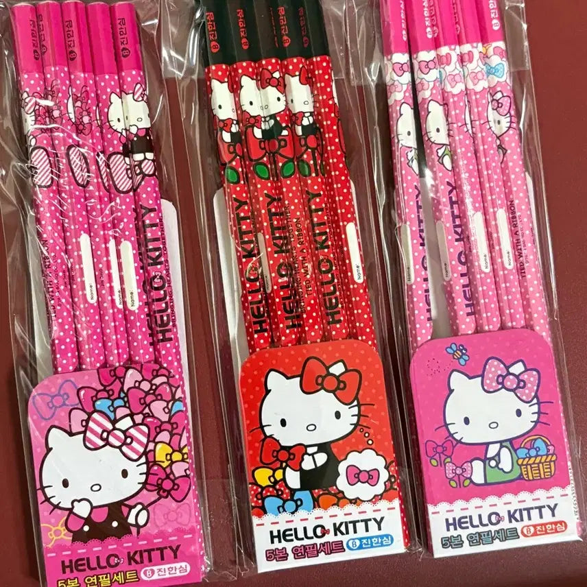 [BUNJANG] Hello Kitty Pencils 5-Piece Set / 헬로키티 연필 5입 세트