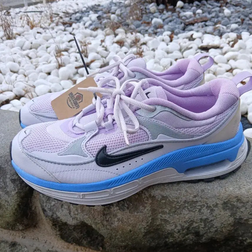 [BUNJANG] Nike Air Max Bliss Lilac Grape Women's Sneakers (Size 250) / 나이키 에어맥스 블리스 라일락 그레이프 250