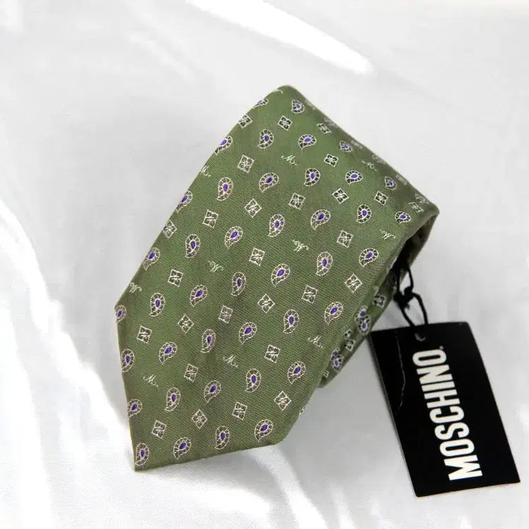 [BUNJANG] Moschino 8cm Unused Luxury Italian Tie / 모스키노 8cm 미사용 S등급 이태리 명품넥타이