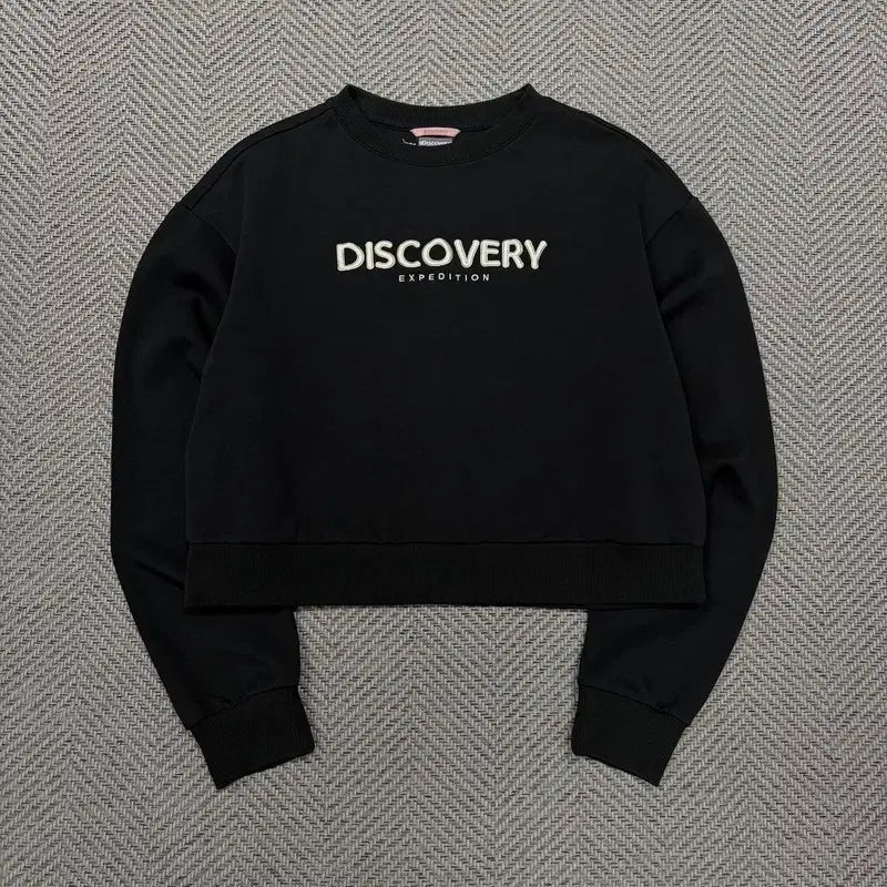 [BUNJANG] Discovery Embroidered Logo Cropped Sweatshirt / 디스커버리 자수 로고 크롭 맨투맨 v4902