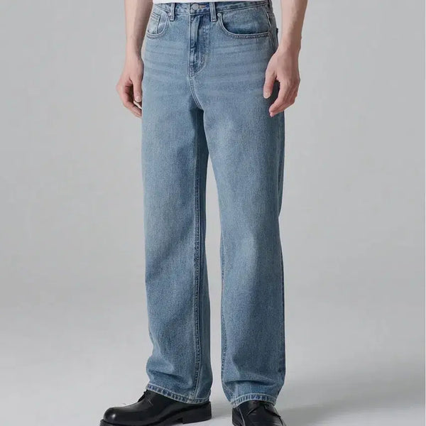 [BUNJANG] MUDIDI Loose Straight Denim Pants [Light Indigo] / 무탠다드 루즈 스트레이트 데님 팬츠 [라이트 인디고]