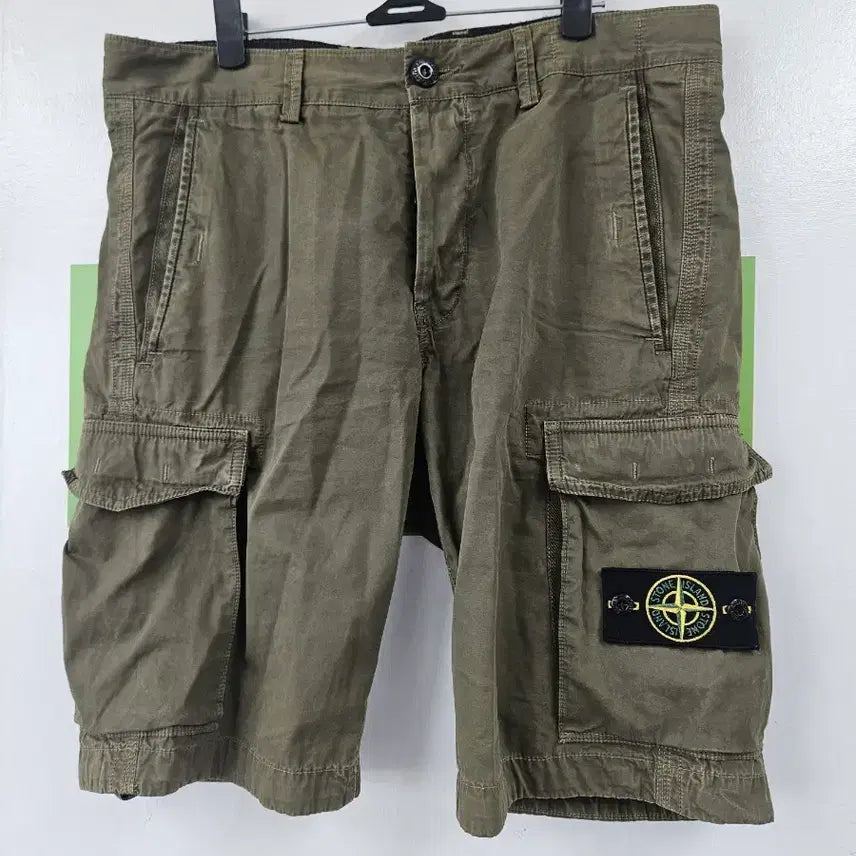 [BUNJANG] Stone Island Cargo Shorts Khaki W31 / 스톤 아일랜드 카고 반바지 카키w31