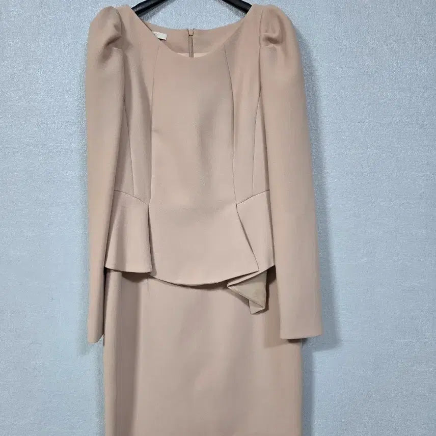[BUNJANG] Jigott Frill Long-Sleeve Dress Size 55 / 지고트 프릴 긴팔원피스 55