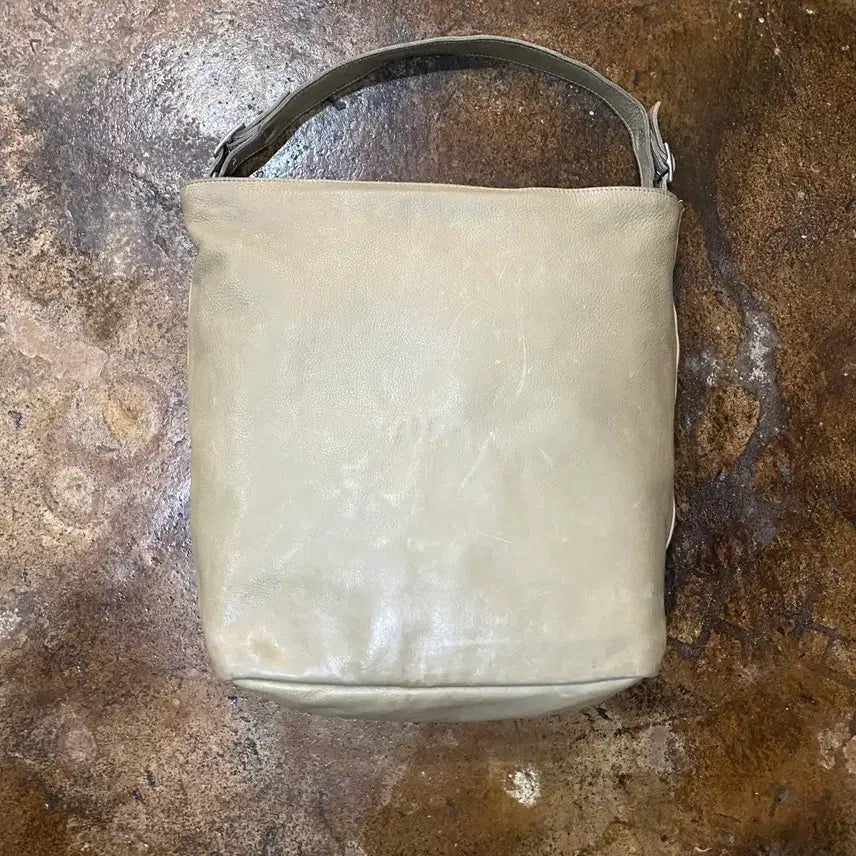 [BUNJANG] Nonnative Leather Shoulder Bag / 논네이티브 가죽 숄더백