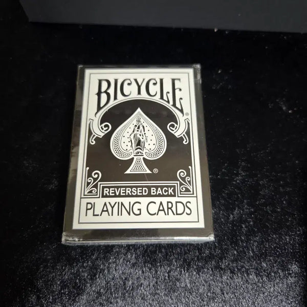 [BUNJANG] Bicycle Reverse Black Deck Playing Cards (Sealed) / 마술 플레잉 카드 바이시클 리버스백 블랙 미개봉