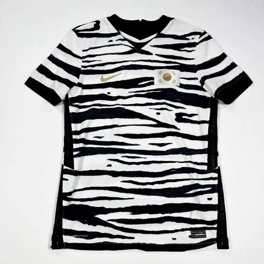 [BUNJANG] Nike South Korea National Football Team 20-22 Season Away Jersey (M) / (M) 나이키 대한민국 축구 국대 20-22시즌 어웨이 유니폼