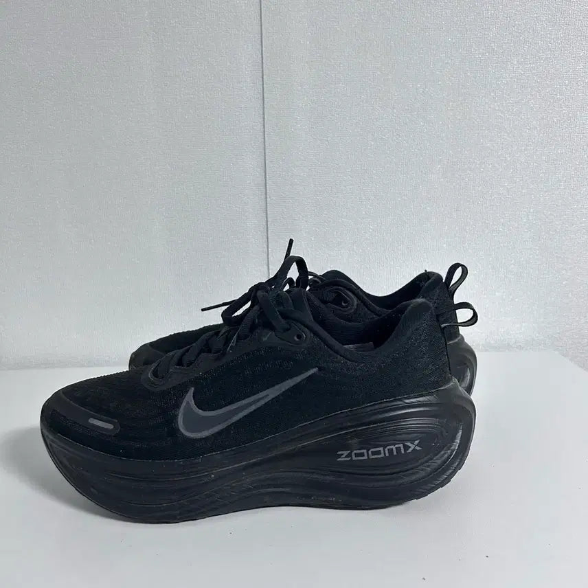 [BUNJANG] Nike Vomero Plus Running Shoes (250) / 나이키 보메로 플러스 런닝화(250)