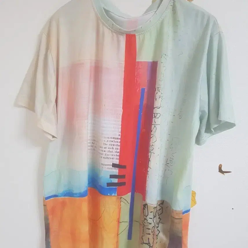 [BUNJANG] Graphic Short Sleeve T-Shirt (Size 100) - Unused / 그래픽 반팔 티셔츠(100)미사용