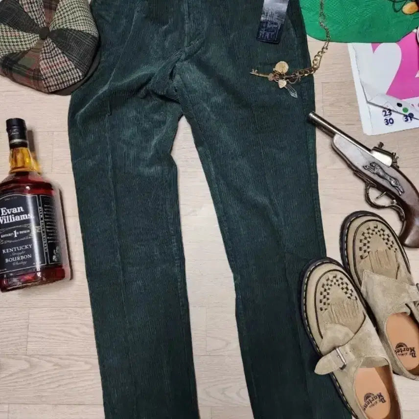 [BUNJANG] MAN ON THE BOON Deep Green Corduroy Pants / 맨온더분 딥그린 코듀로이 팬츠