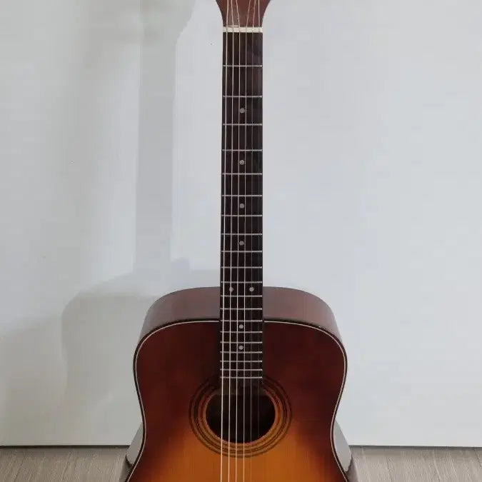 [BUNJANG] Samick Sunburst Acoustic Guitar (Domestic) with Soft Case and Picks / 국산 삼익 썬버스트 어쿠스틱 통기타+소프트케이스+피크