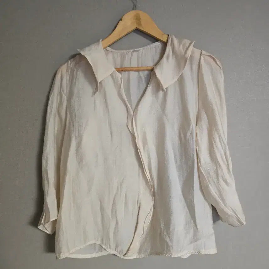 [BUNJANG] Oganza Fluttering Blouse - Ivory / 새상품) 오간자 하늘하늘 블라우스