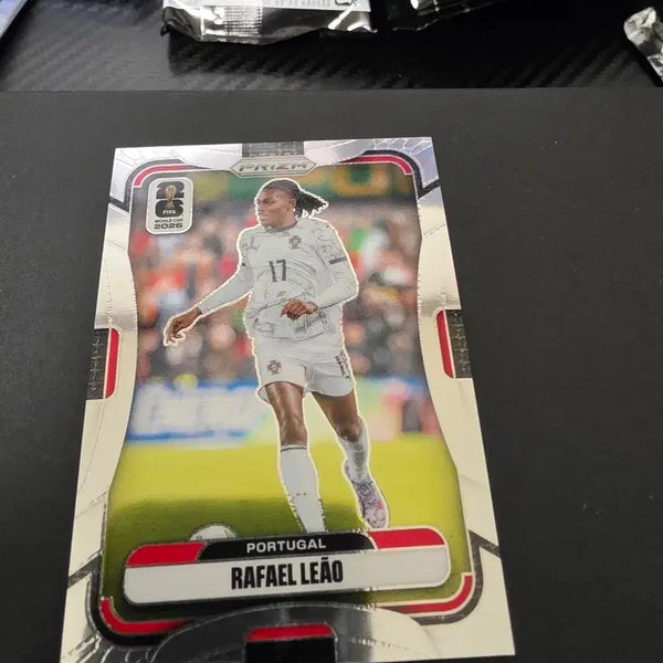 [BUNJANG] Panini Prizm 2026 World Cup Rafael Leão Soccer Card / 파니니 프리즘 2026월드컵 라파엘 레앙 축구 카드