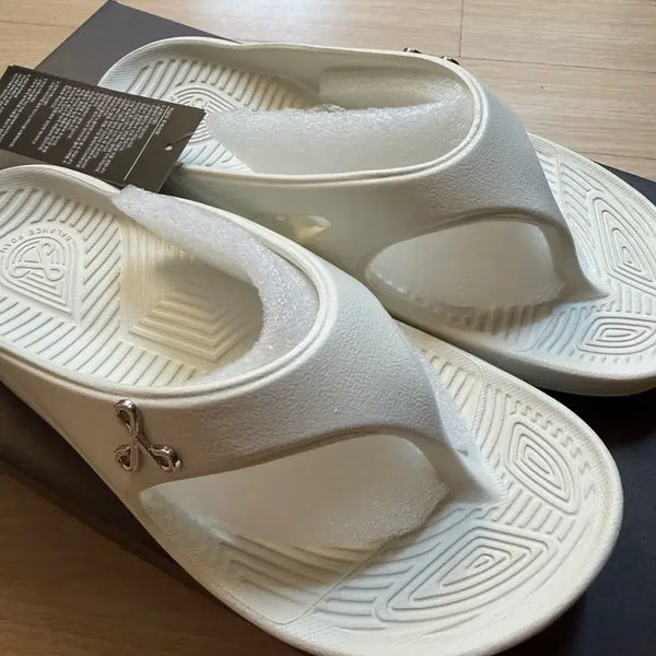 [BUNJANG] Bark Zori Flip Flop Sandals White / 바크쪼리 플리플랍 화이트250