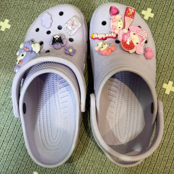 [BUNJANG] Crocs Lavender W6 (230) with Jibbitz / 크록스 연보라W6(230)