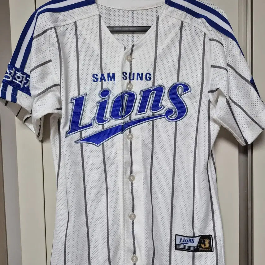 [BUNJANG] Samsung Lions Dynasty Era Baseball Jersey Signed by Lee Seung-yuop - Size 95 / 삼성라이온즈 왕조시절 유니폼 95사이즈 노마킹 이승엽 싸인 팝니다