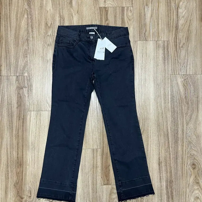 [BUNJANG] BCBG Black Bootcut Jeans 26 / (새상품) BCBG 부츠컷 흑청바지 26