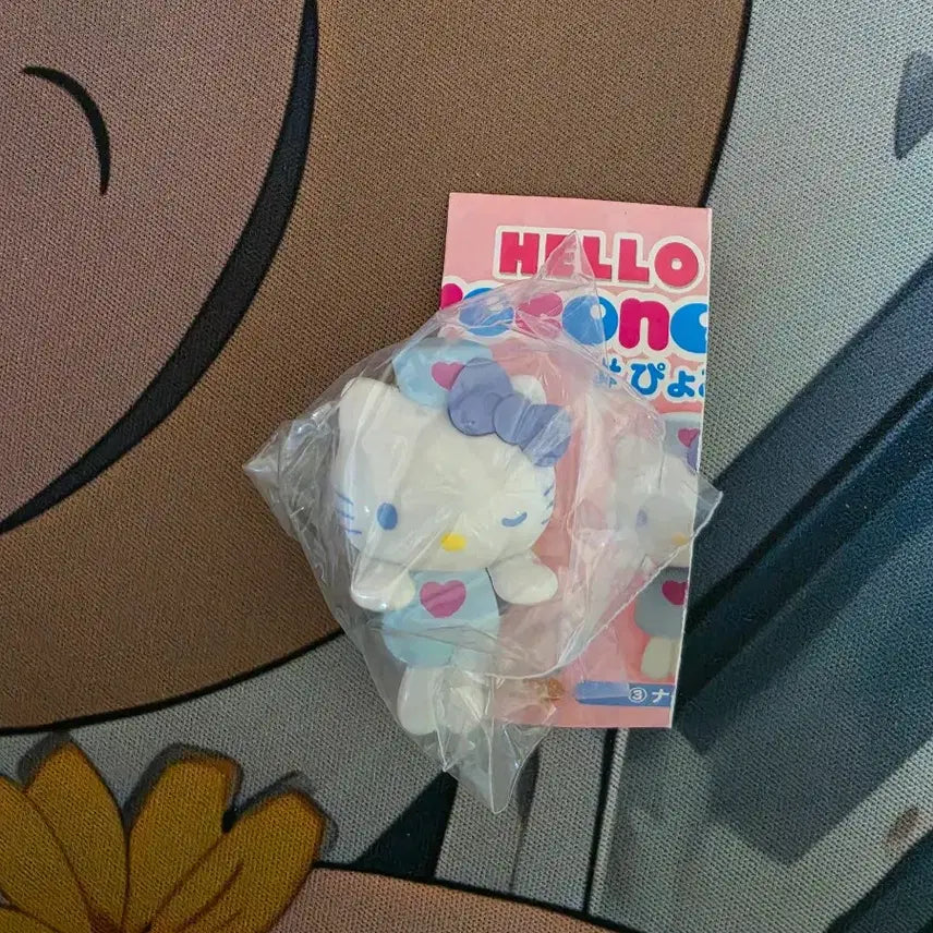 [BUNJANG] Hello Kitty Hyokko Noru Cup Holder Gacha C-Pla Limited Nurse / (정품)헬로키티 표코노루 컵걸이 가챠 씨플라 한정 간호사
