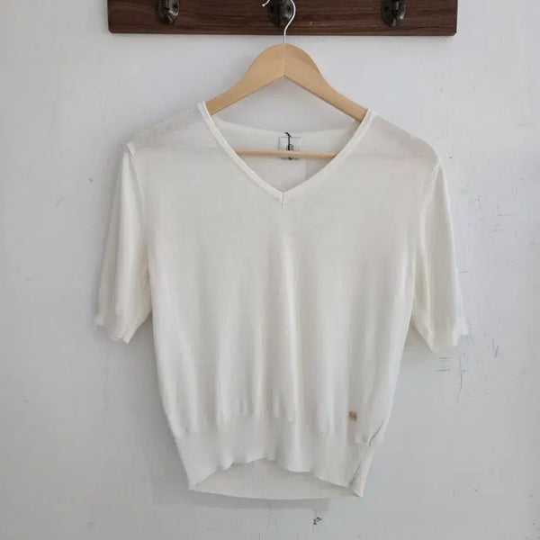 [BUNJANG] Yumer V-Neck Knit Top Cream / 유메르 브이넥 니트 탑